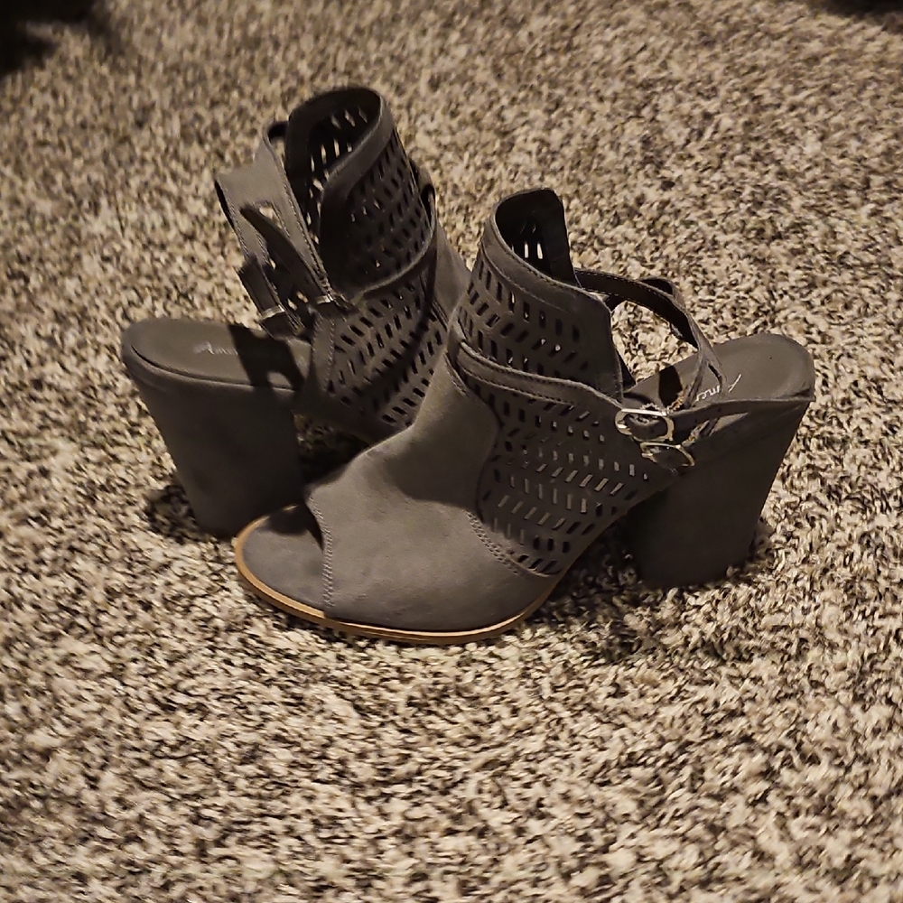 Gray Women's Heeled Sandals